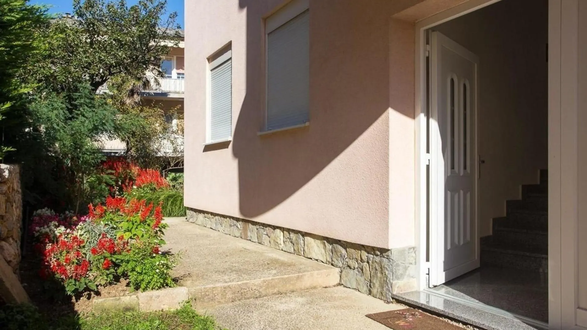 Zic-Mrakovcic Br2 S2 K2 Ohne Balkon Apartman Baška